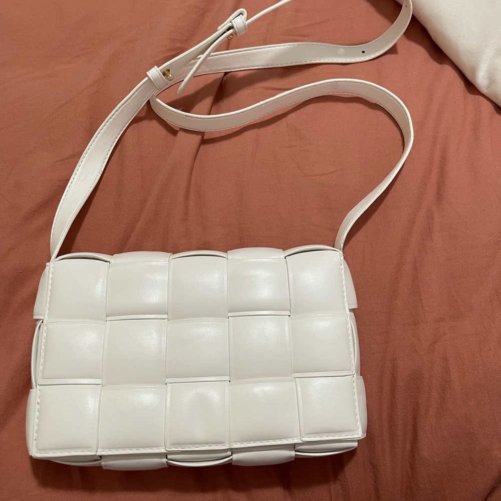 BILLINI white shoulder purse